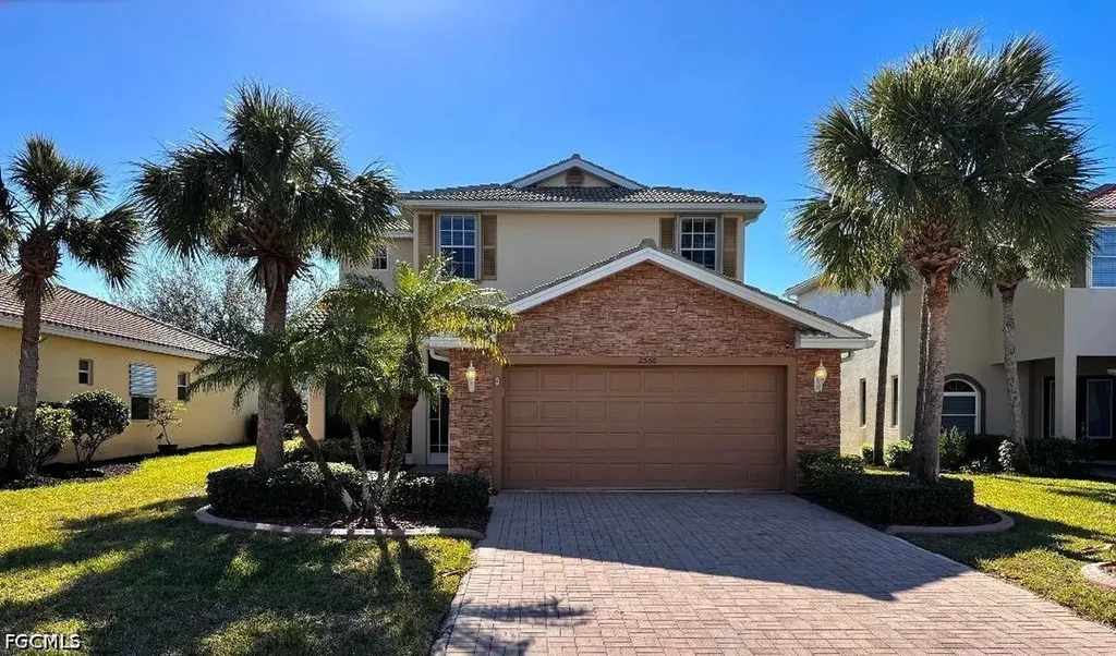 Cape Coral FL, 2560 Keystone Lake Drive