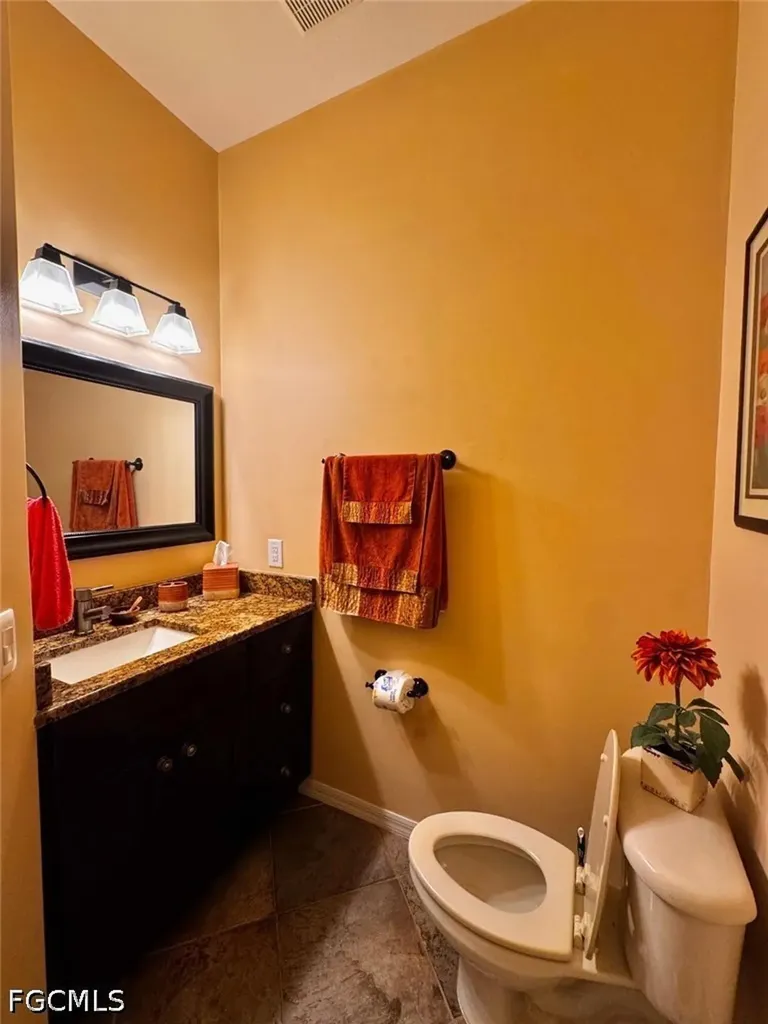 2560 Keystone Lake Drive Cape Coral FL 33909