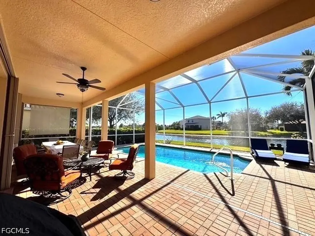 2560 Keystone Lake Drive Cape Coral FL 33909