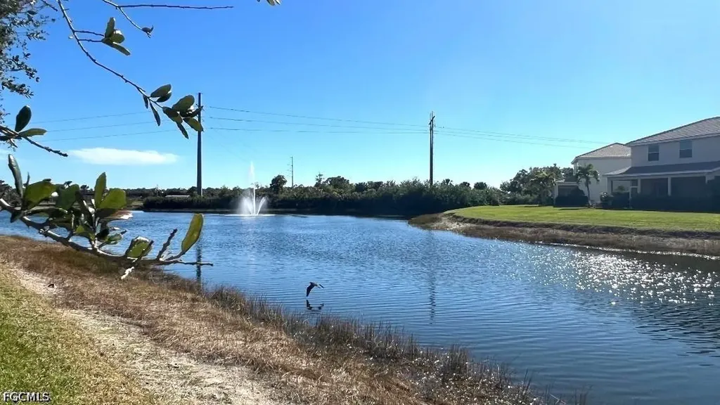 2560 Keystone Lake Drive Cape Coral FL 33909