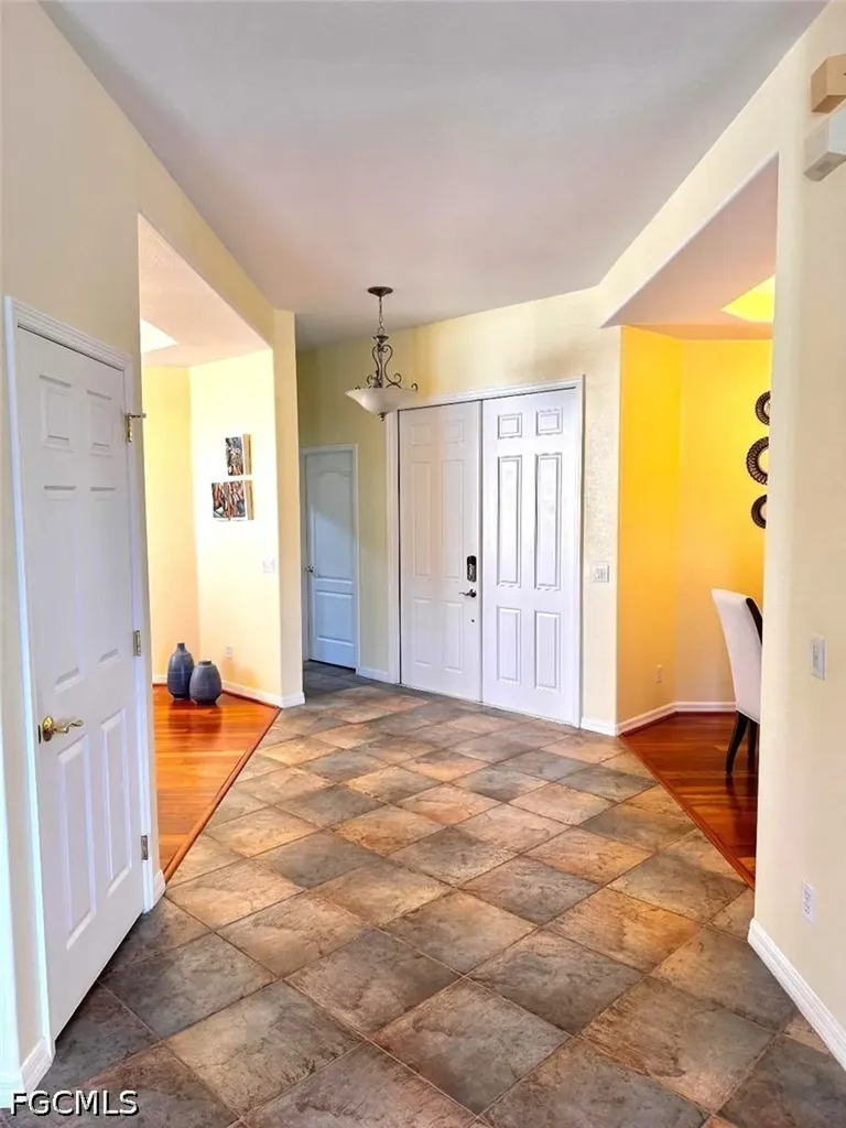 2560 Keystone Lake Drive Cape Coral FL 33909