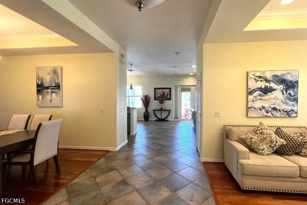 2560 Keystone Lake Drive Cape Coral FL 33909