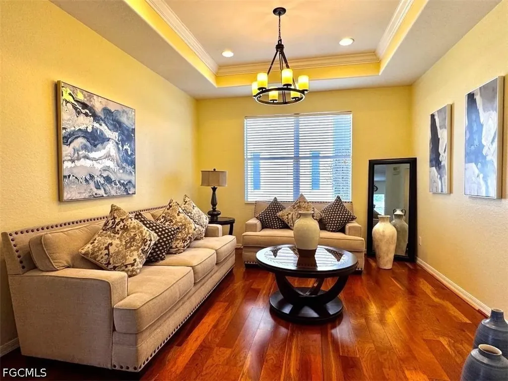 2560 Keystone Lake Drive Cape Coral FL 33909