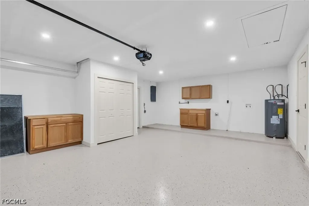 2114 Davis Boulevard Fort Myers FL 33905