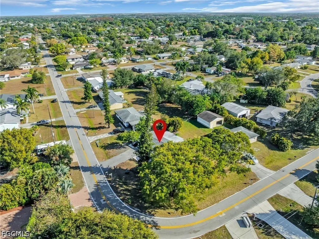 2114 Davis Boulevard Fort Myers FL 33905