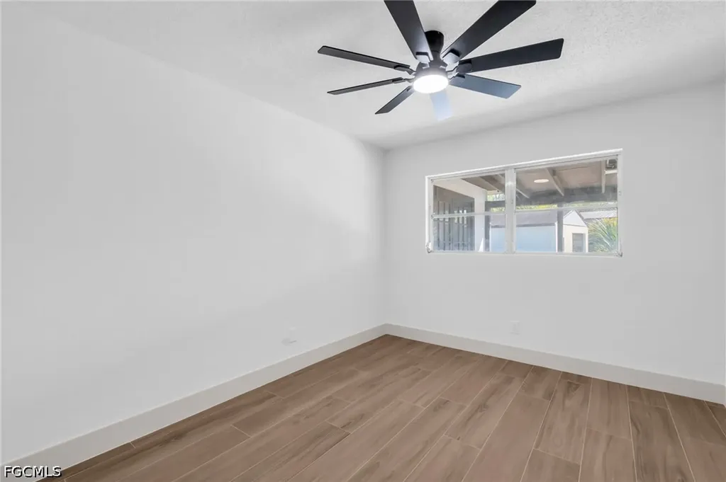 2114 Davis Boulevard Fort Myers FL 33905