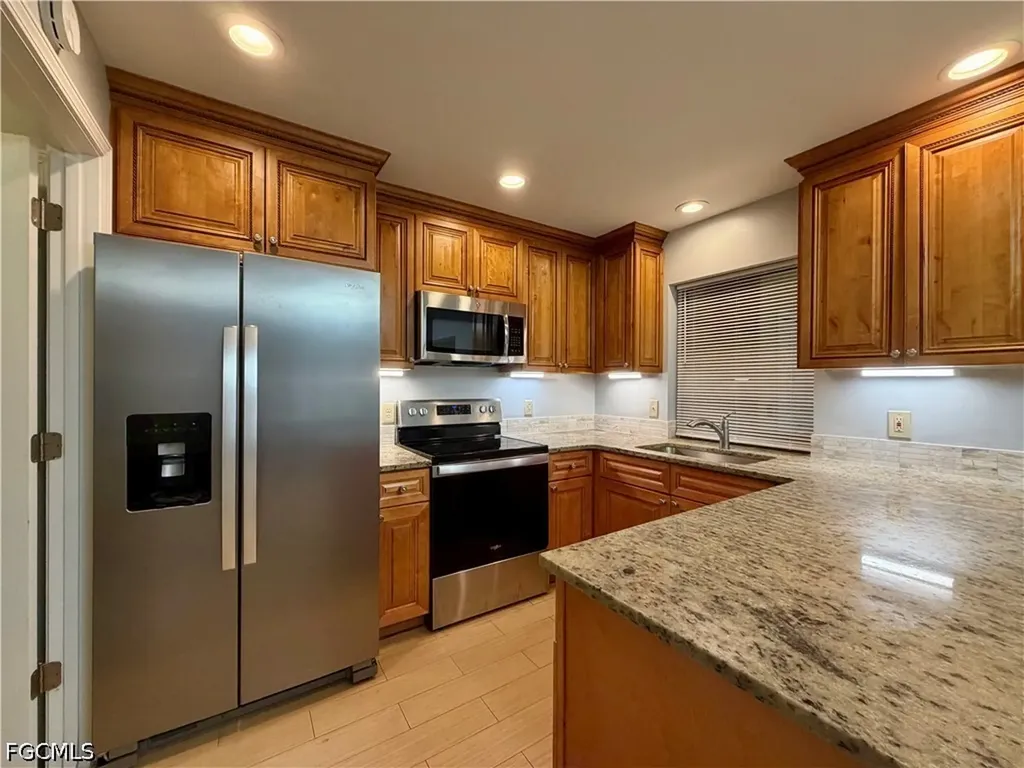17020 Golfside Circle Fort Myers FL 33908