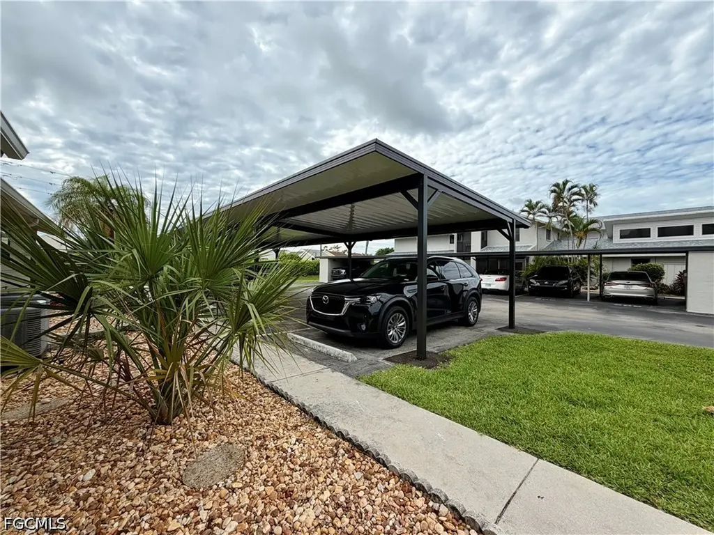 17020 Golfside Circle Fort Myers FL 33908