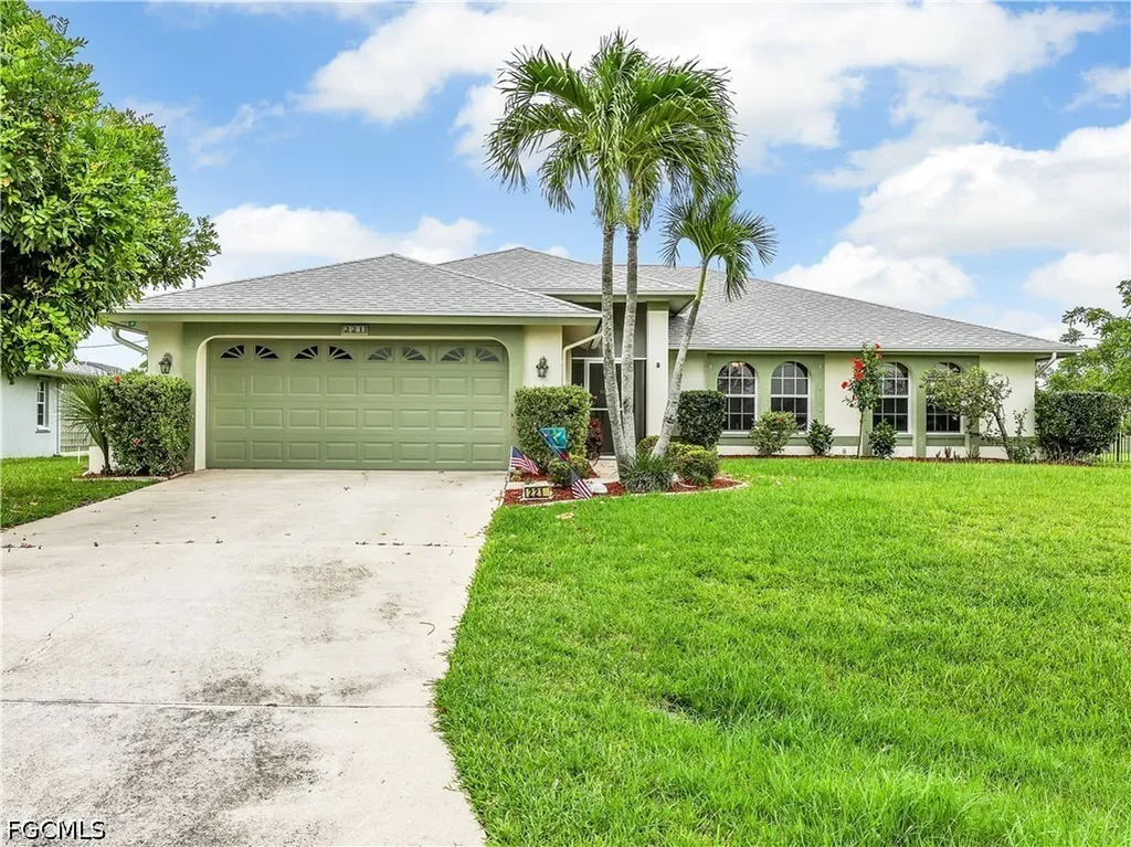 Cape Coral FL, 221 SE 10th Terrace