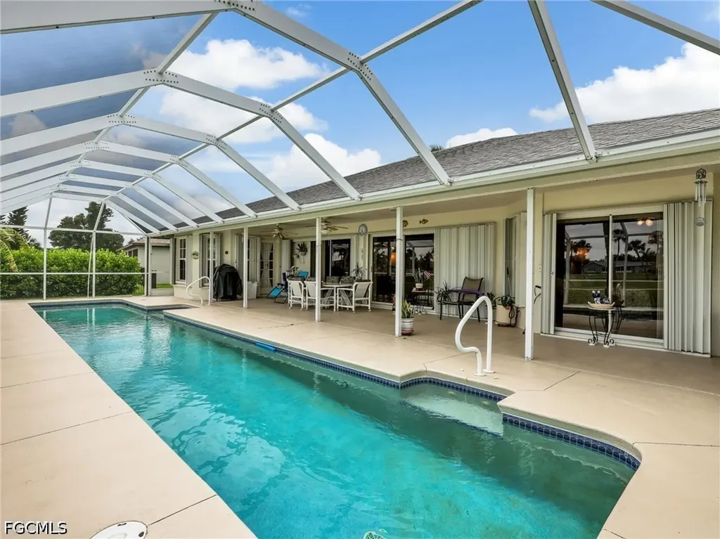 221 SE 10th Terrace Cape Coral FL 33990