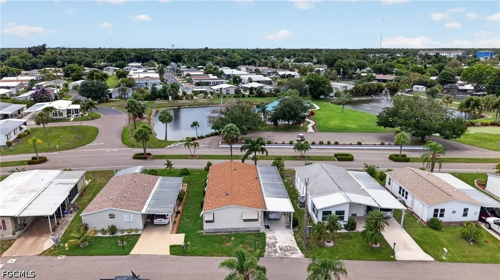 14527 Paul Revere Loop North Fort Myers FL 33917