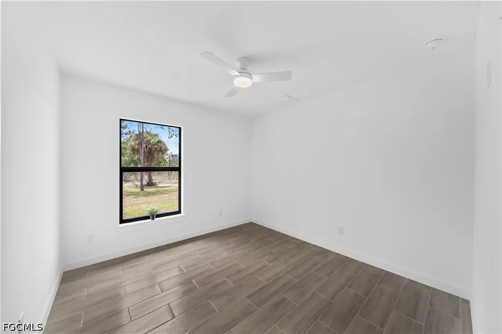 908 Capetown Avenue Lehigh Acres FL 33974