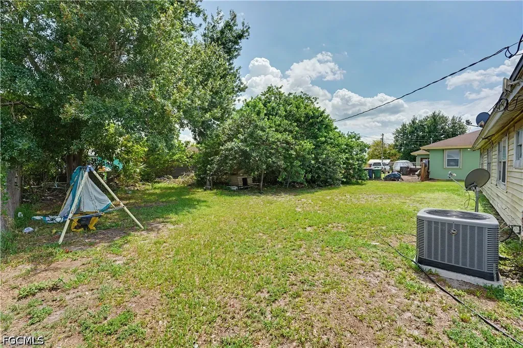 1132 Kentucky Avenue Clewiston FL 33440
