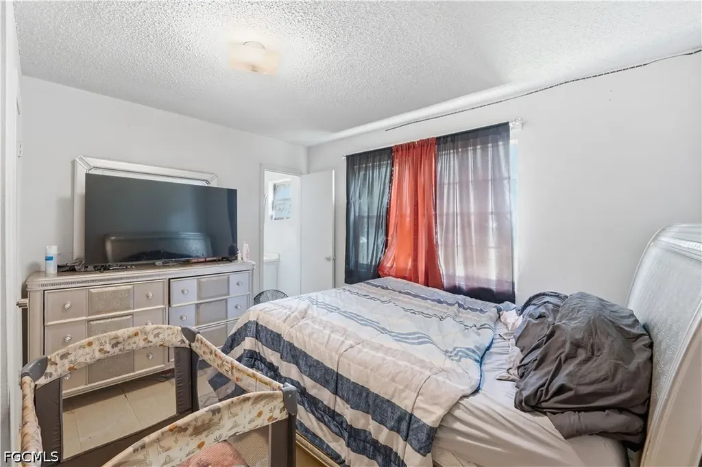 1132 Kentucky Avenue Clewiston FL 33440