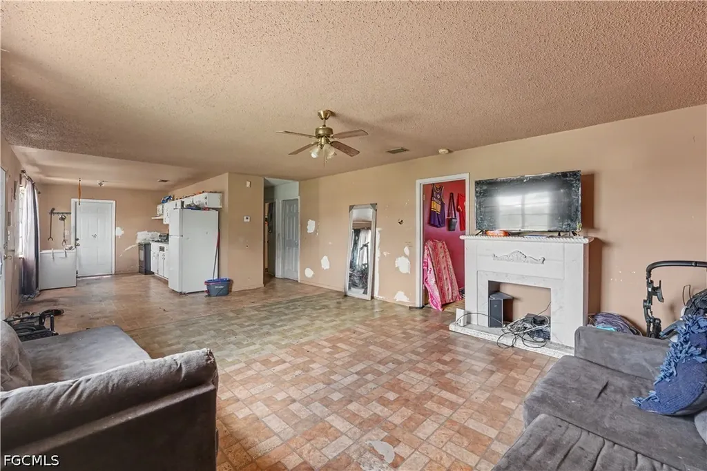 1132 Kentucky Avenue Clewiston FL 33440