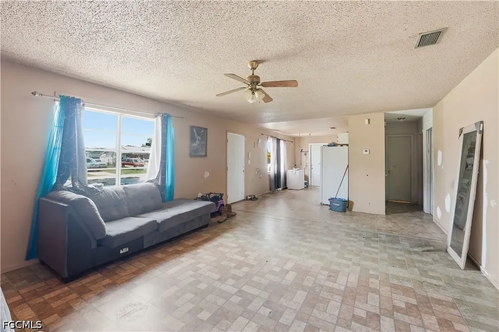 1132 Kentucky Avenue Clewiston FL 33440