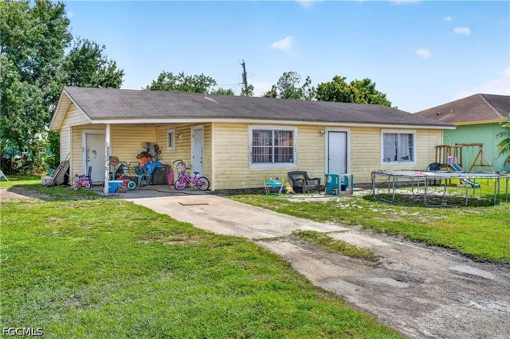 1132 Kentucky Avenue Clewiston FL 33440