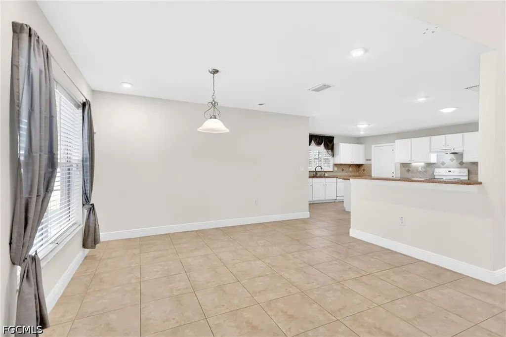 1817 SW 22nd Lane Cape Coral FL 33991