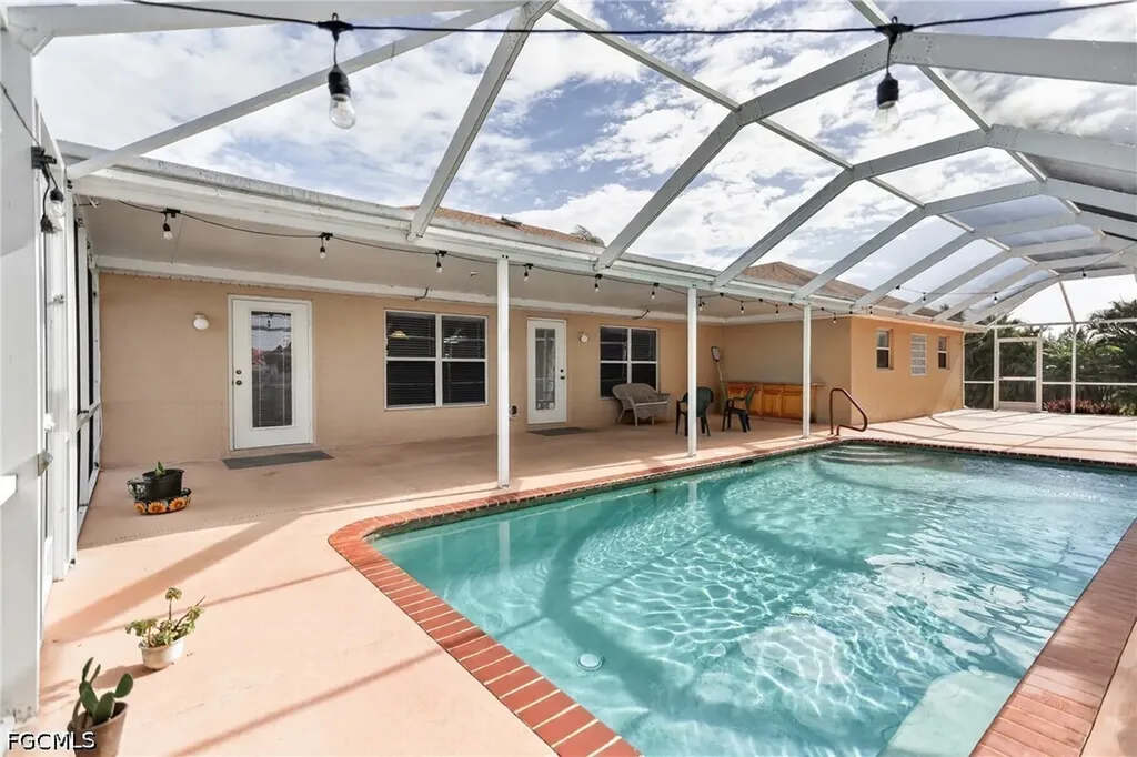 1817 SW 22nd Lane Cape Coral FL 33991