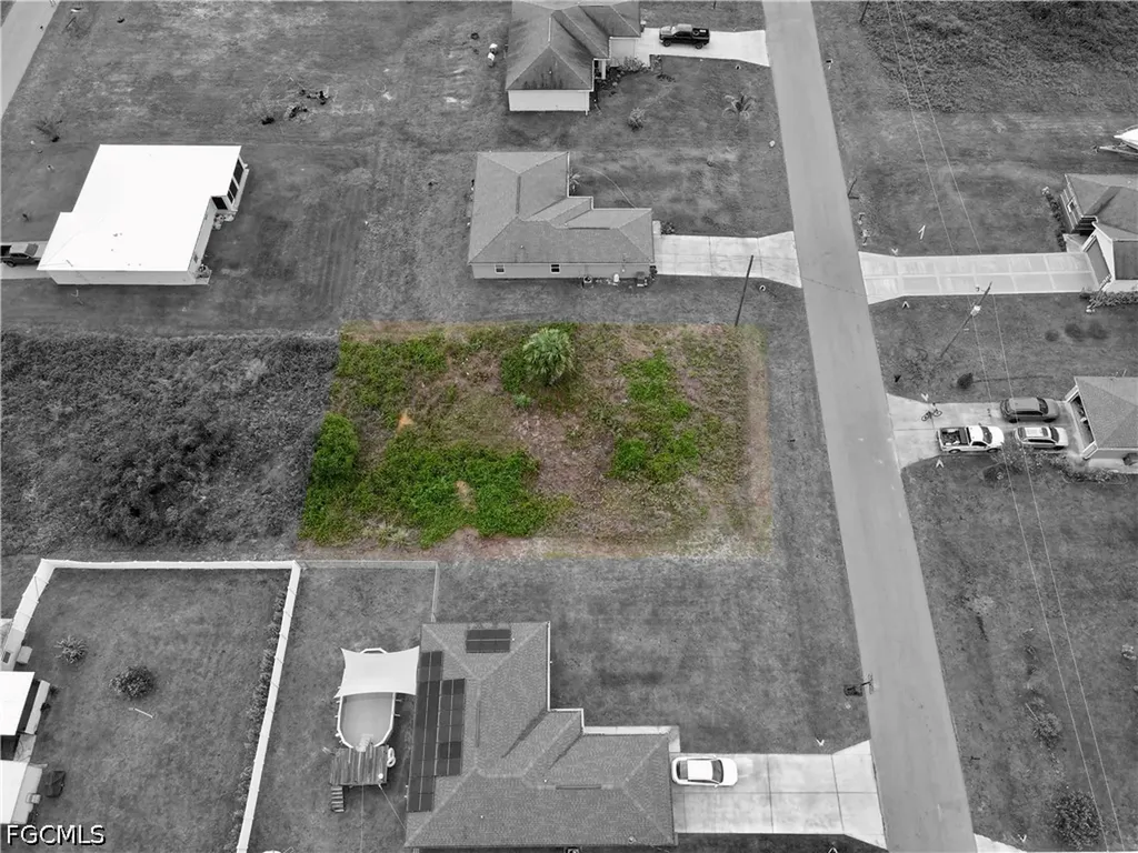 9042 Green Circle Labelle FL 33935