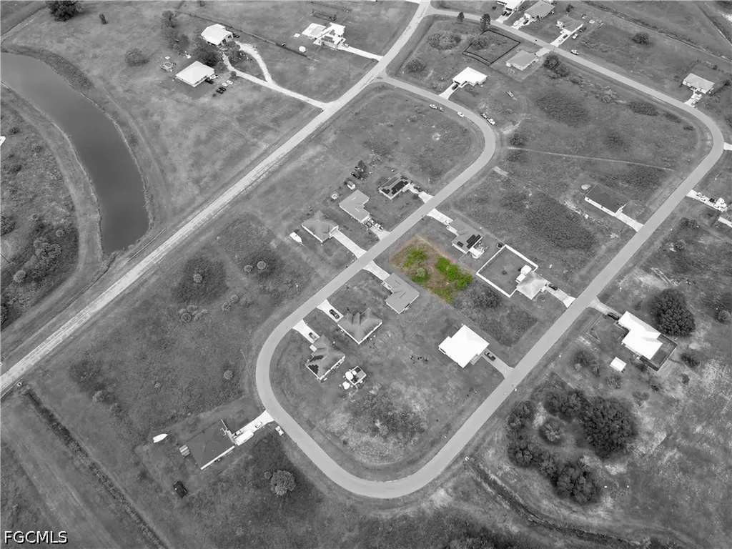 9042 Green Circle Labelle FL 33935