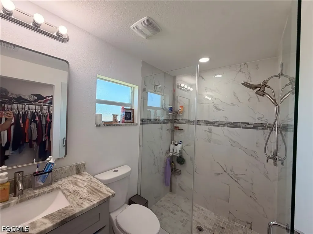 4702 Loraine Avenue S Lehigh Acres FL 33976