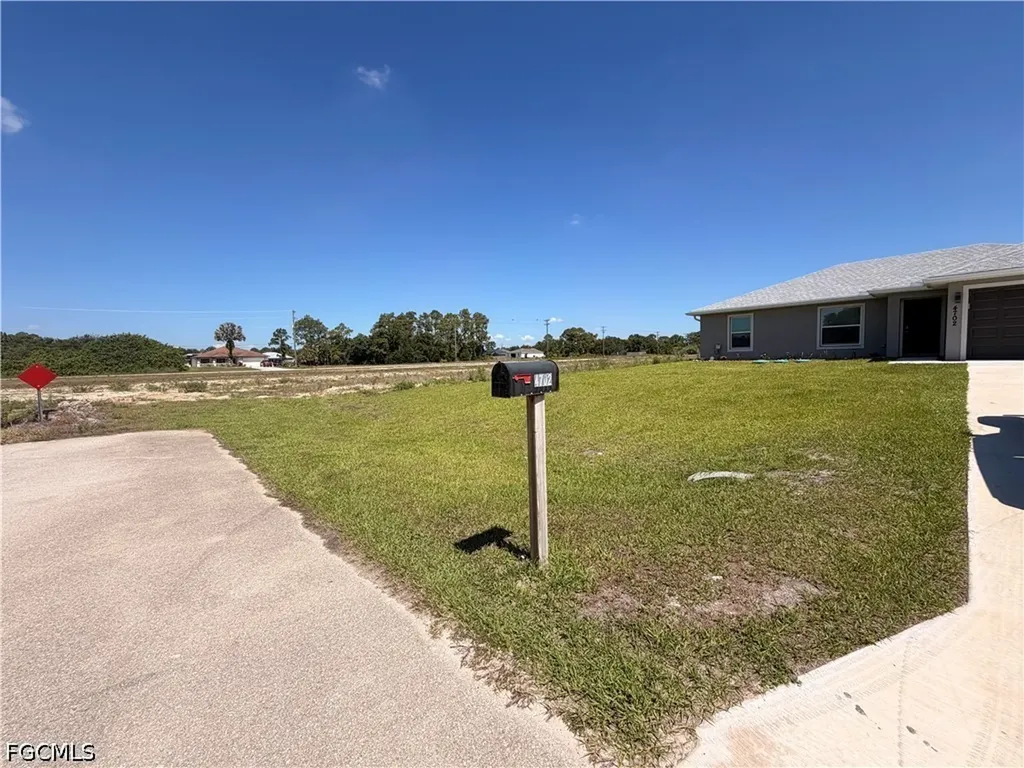 4702 Loraine Avenue S Lehigh Acres FL 33976