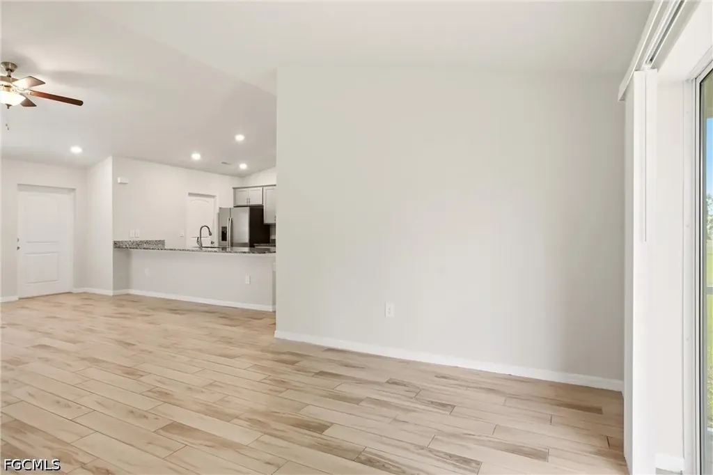 1024 NE 33rd Lane Cape Coral FL 33909