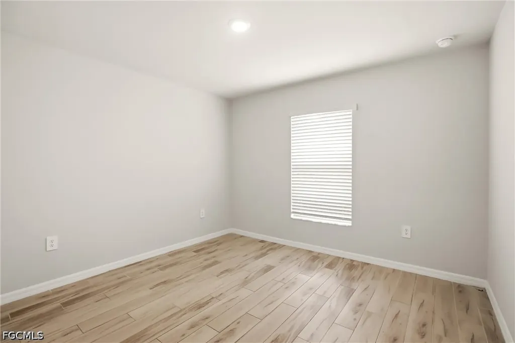 1024 NE 33rd Lane Cape Coral FL 33909