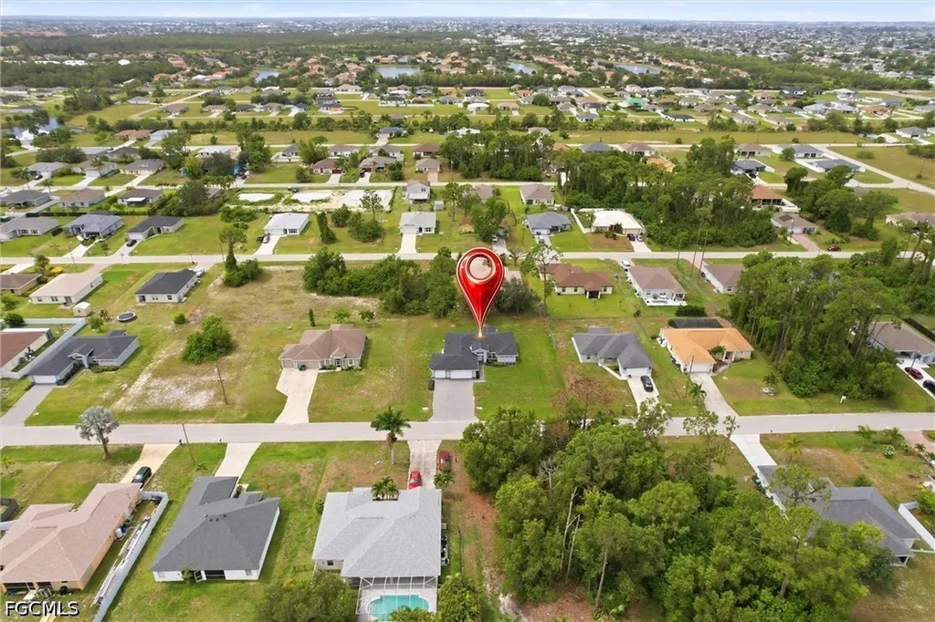 1024 NE 33rd Lane Cape Coral FL 33909