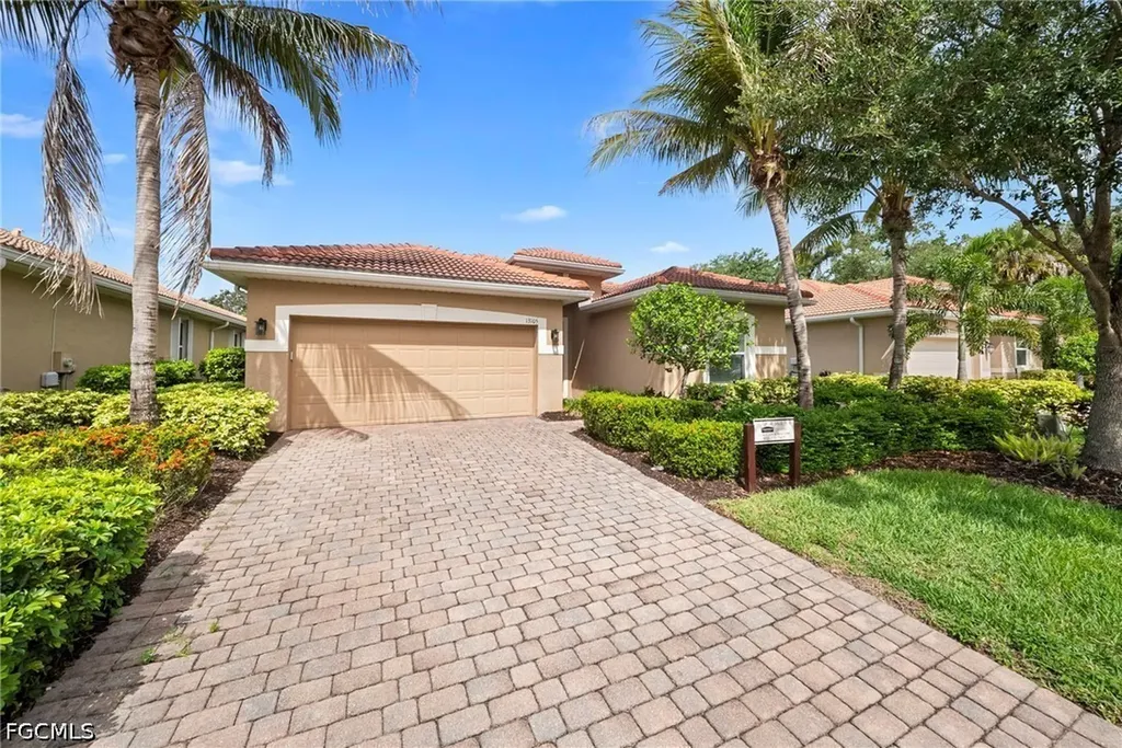 13105 Silver Thorn Loop North Fort Myers FL 33903