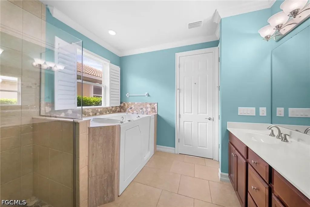 13105 Silver Thorn Loop North Fort Myers FL 33903