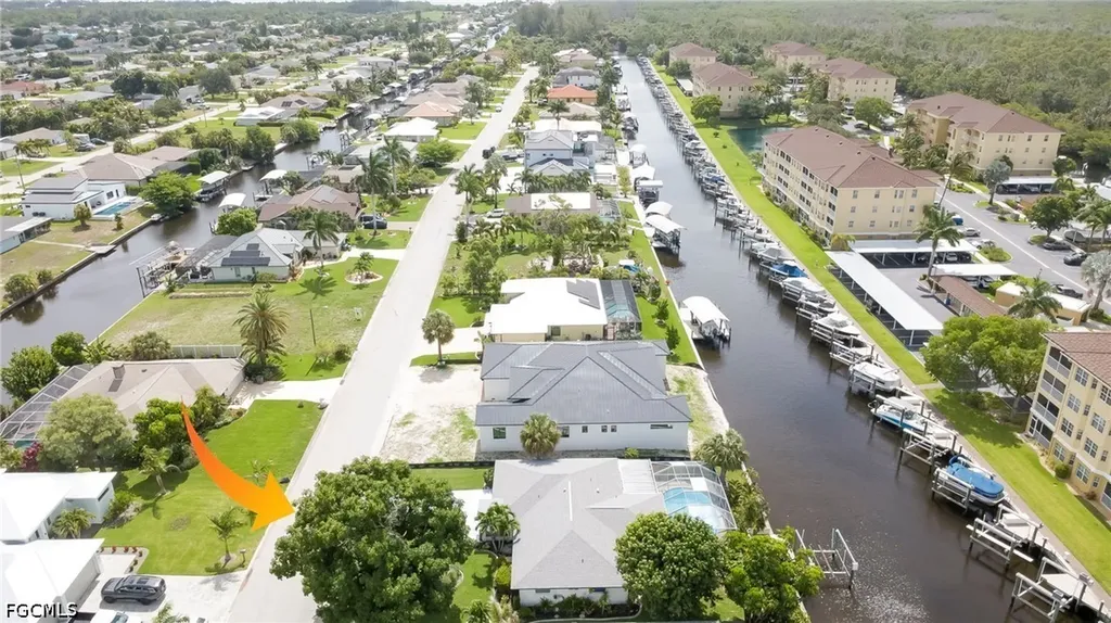 1914 Ottersrest Lane Cape Coral FL 33990