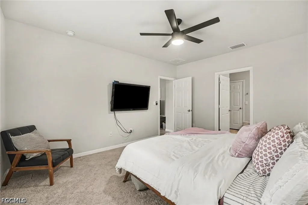 2045 NW 7th Street Cape Coral FL 33993