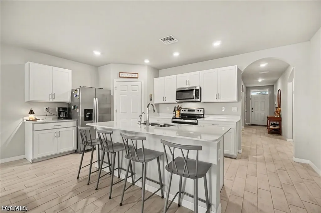 2045 NW 7th Street Cape Coral FL 33993