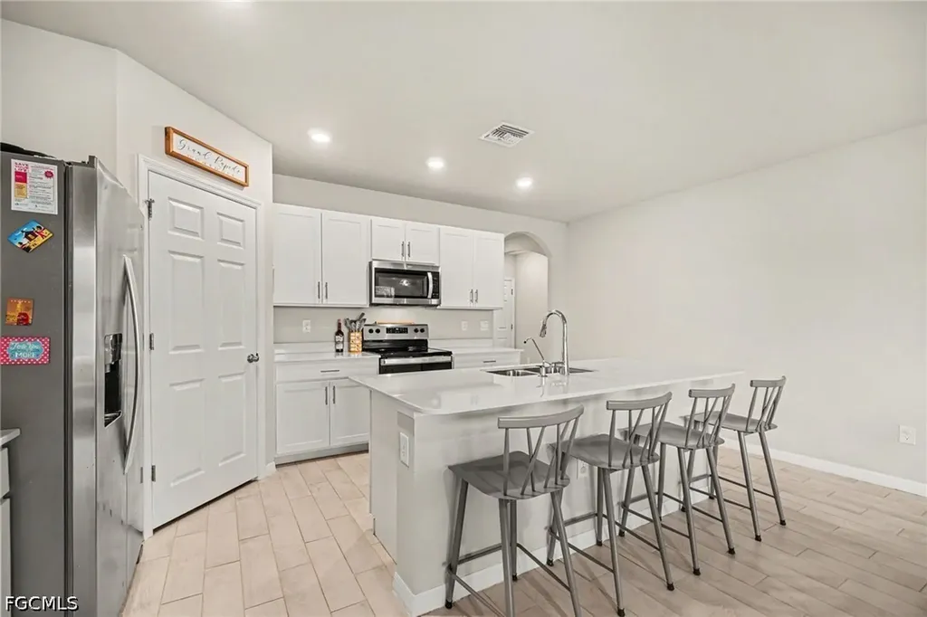2045 NW 7th Street Cape Coral FL 33993