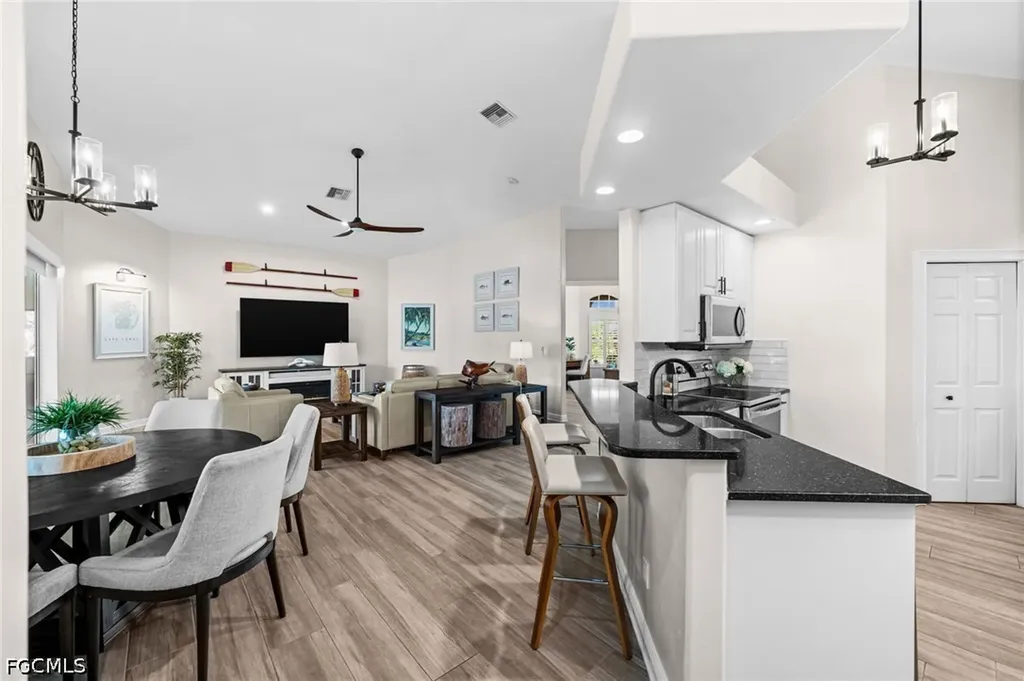 2106 SE 20th Lane Cape Coral FL 33990