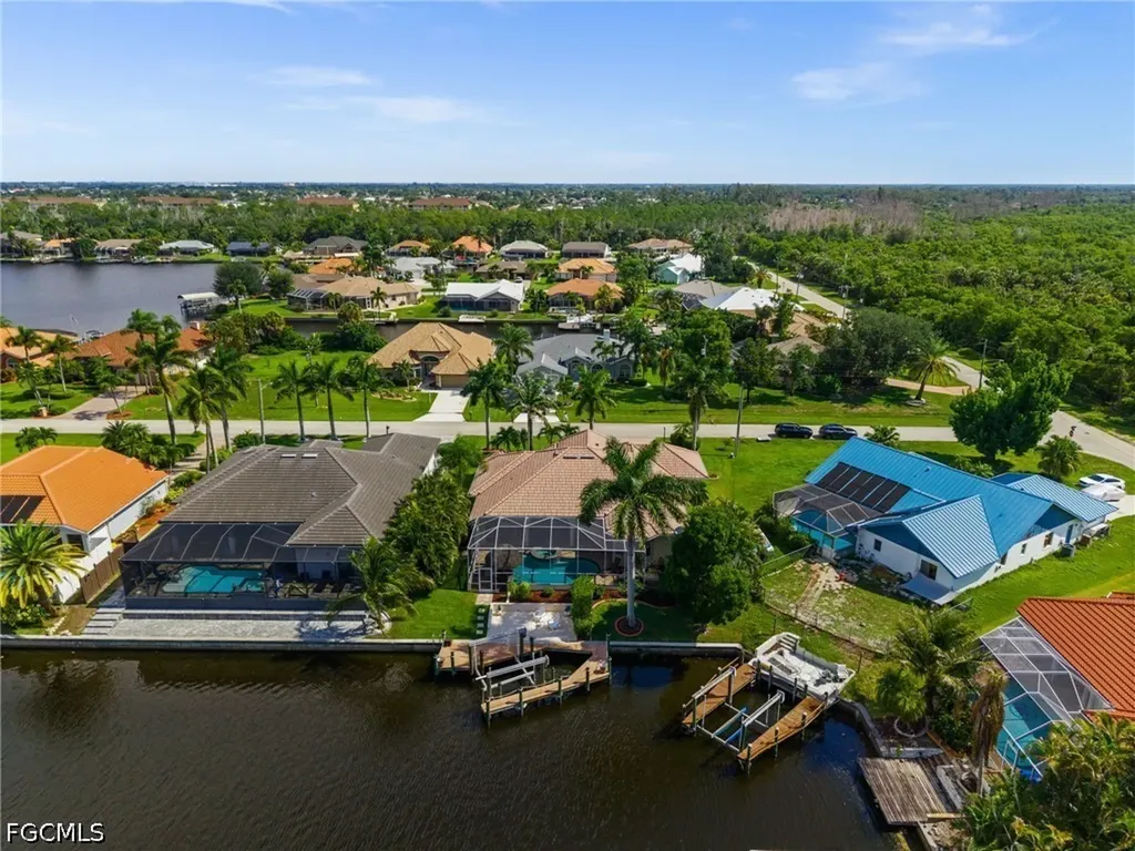 2106 SE 20th Lane Cape Coral FL 33990