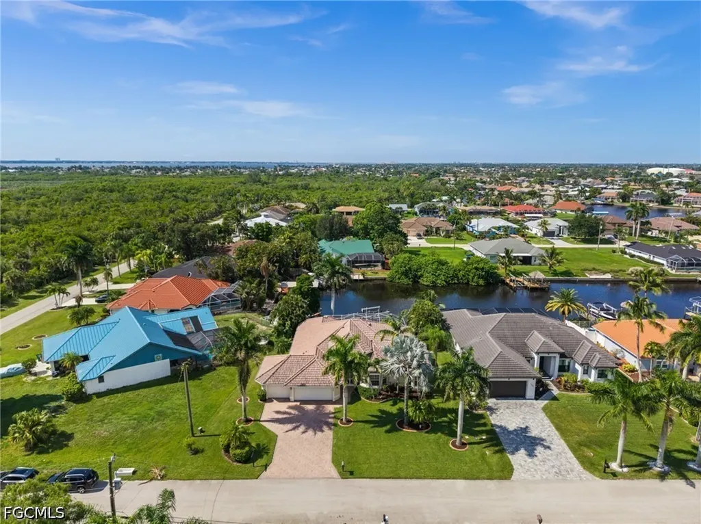 2106 SE 20th Lane Cape Coral FL 33990