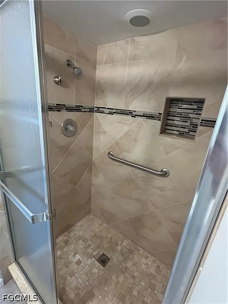3490 N Key Drive North Fort Myers FL 33903