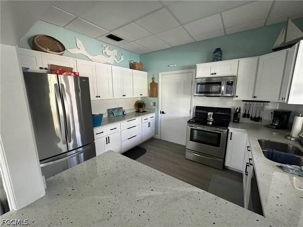 3490 N Key Drive North Fort Myers FL 33903