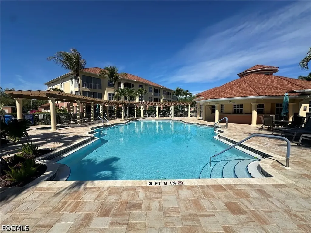 1101 Van Loon Commons Circle Cape Coral FL 33909