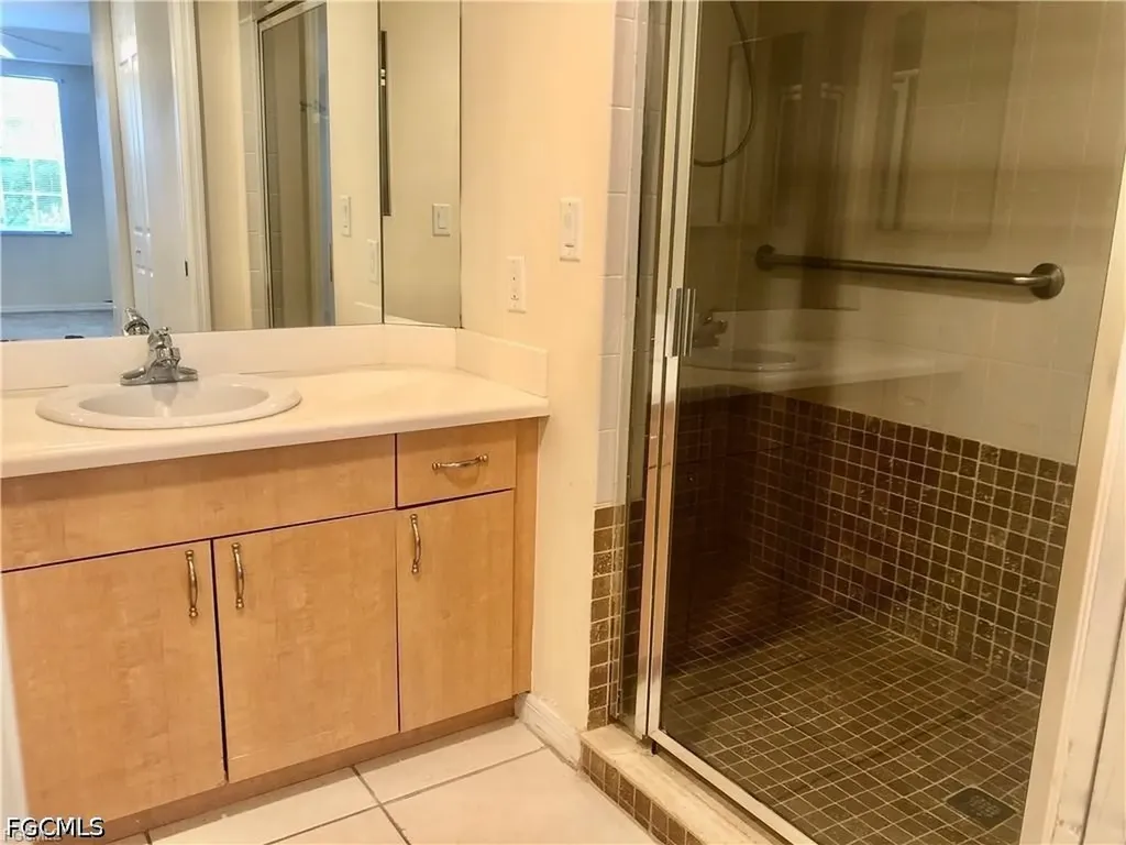 1101 Van Loon Commons Circle Cape Coral FL 33909