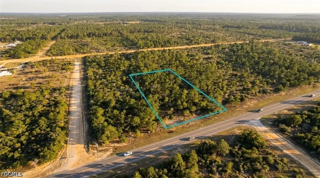 02-2N-11-0083-00P0-0310 Fairview Road Alford FL 32420