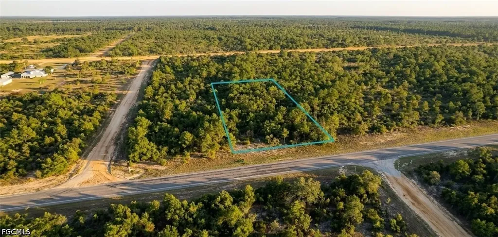 02-2N-11-0083-00P0-0310 Fairview Road Alford FL 32420
