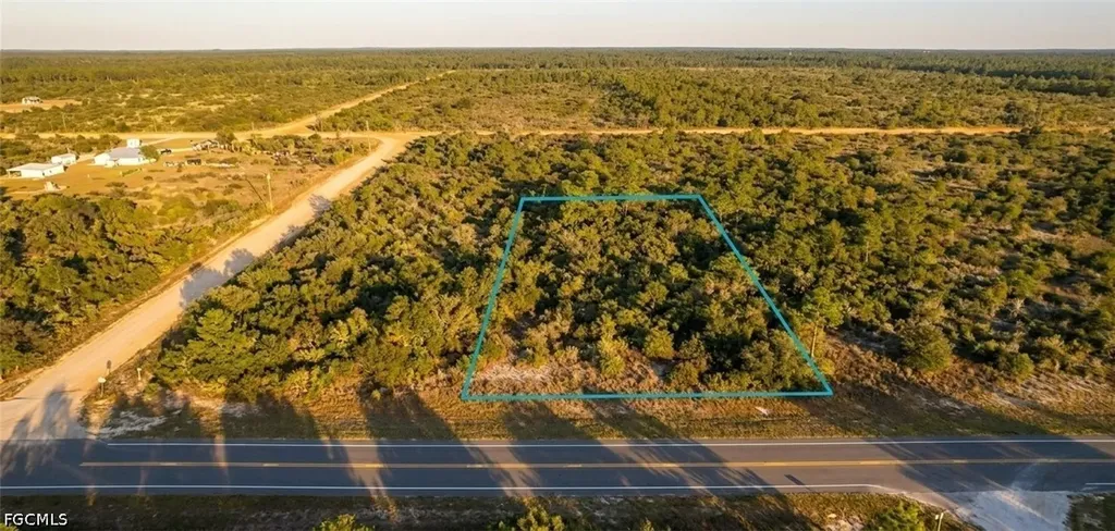 02-2N-11-0083-00P0-0310 Fairview Road Alford FL 32420