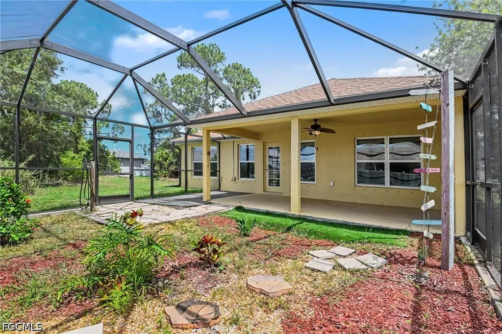 1006 NE 33rd Street Cape Coral FL 33909