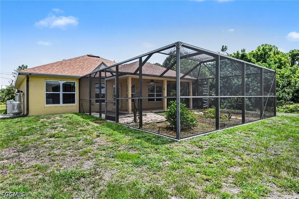 1006 NE 33rd Street Cape Coral FL 33909