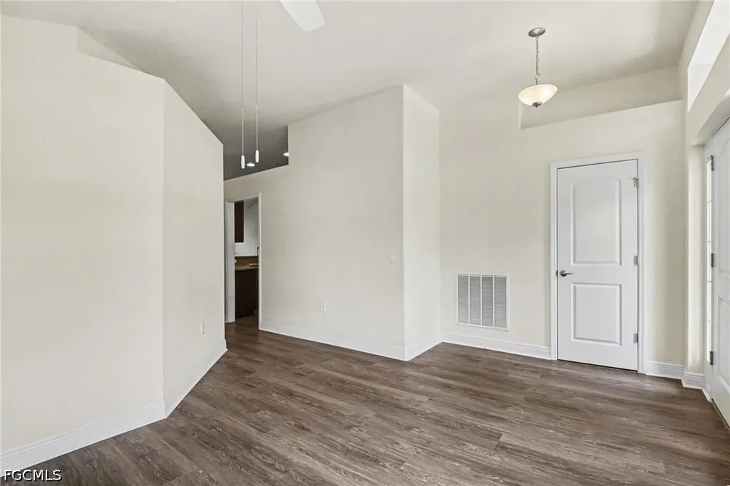 1006 NE 33rd Street Cape Coral FL 33909