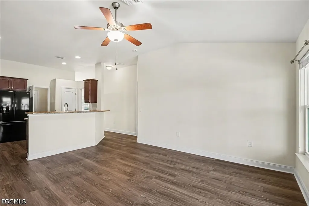 1006 NE 33rd Street Cape Coral FL 33909